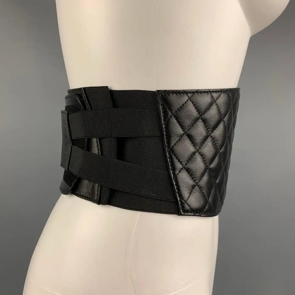 CHANEL FW 11 Waist Size S Black Quilted Leather Belt​